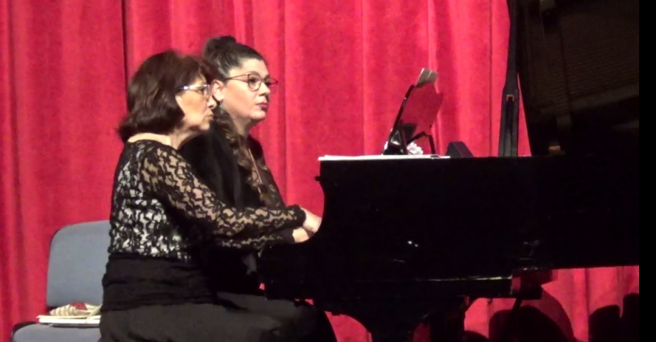 Klavirski VD Duo nastupio pred pirotskom publikom